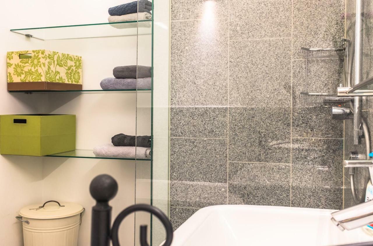 Spacious Old Town Luxury Apartment Λιντς Εξωτερικό φωτογραφία